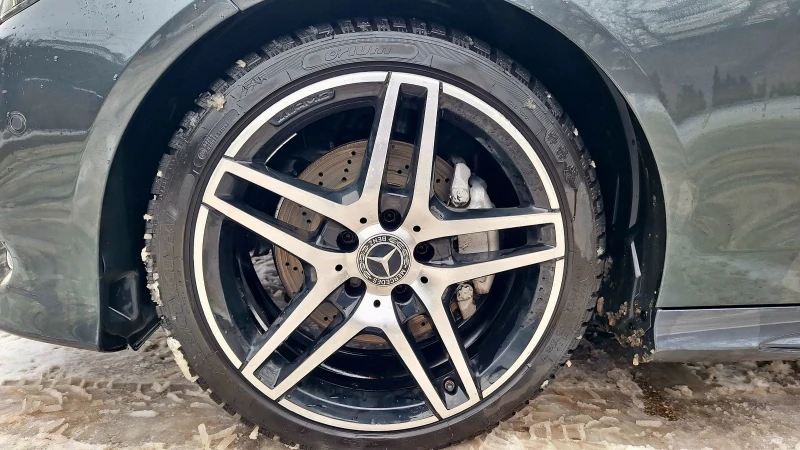 Mercedes-Benz E 220 AMG NightEdition , снимка 6 - Автомобили и джипове - 53206641