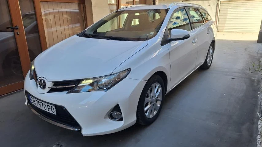 Toyota Auris 1.6 AUTOMATIC, снимка 1