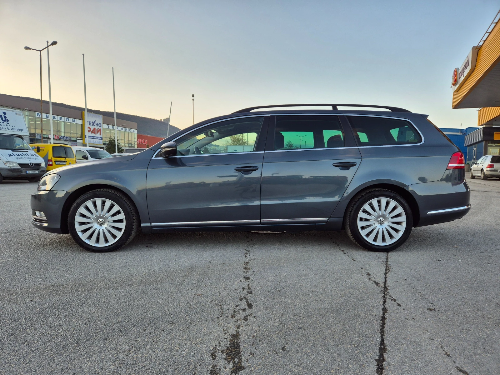 VW Passat 2.0TDI Avtomat  - изображение 9