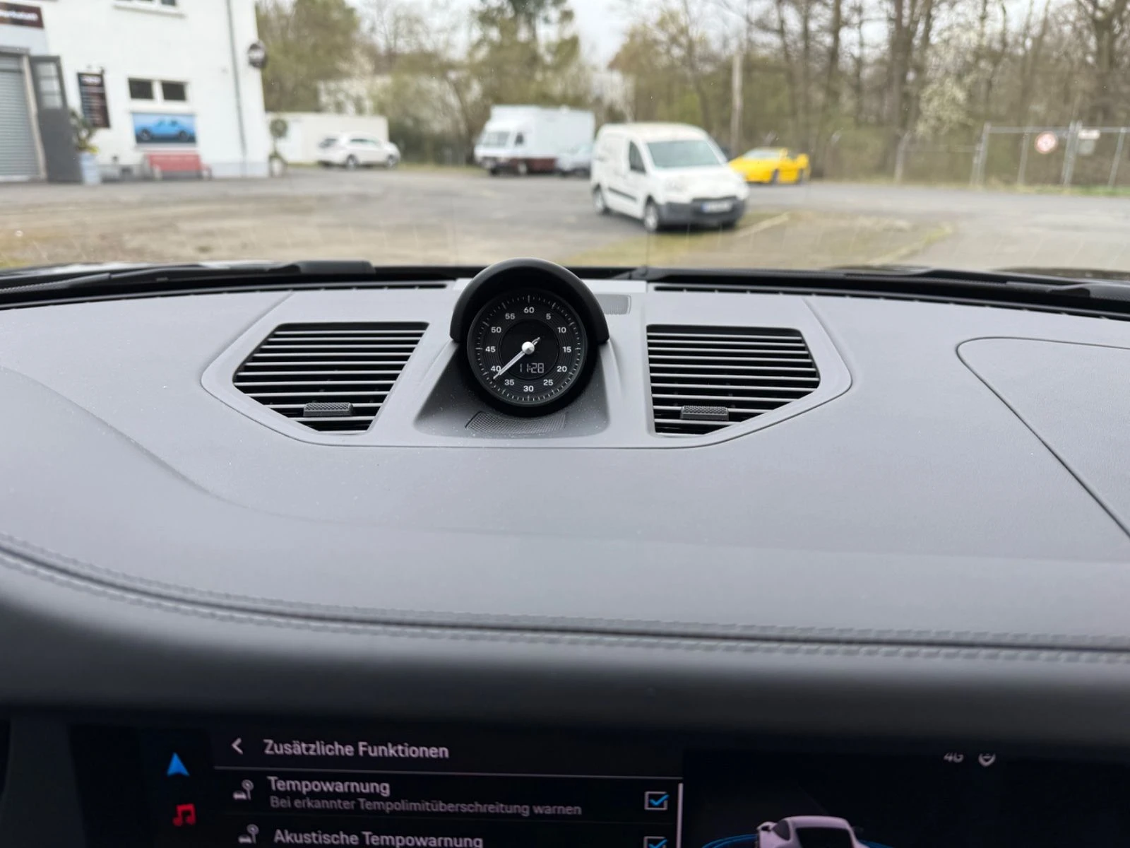 Porsche 911 992.2 CARRERA/FACELIFT/SPORT CHRONO/BOSE/PANO/360/ - изображение 10