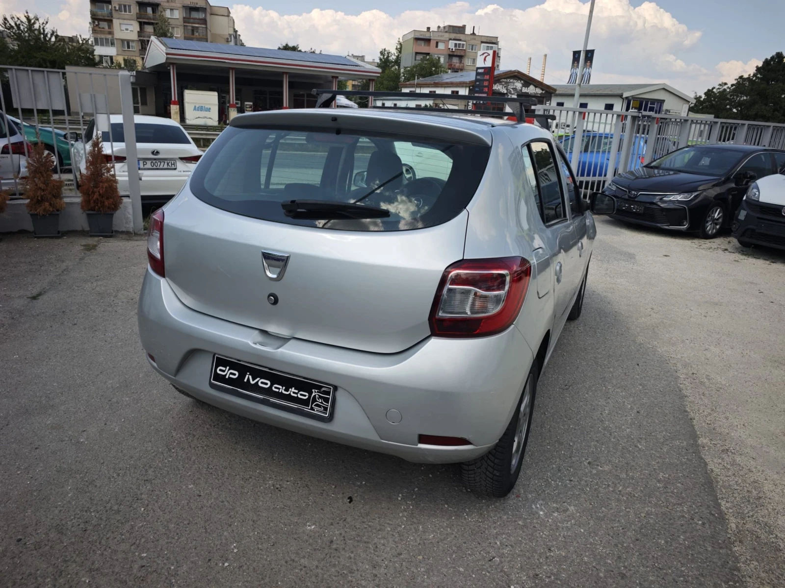 Dacia Sandero 1.2i* NAVI* ОТЛИЧЕН  - изображение 5