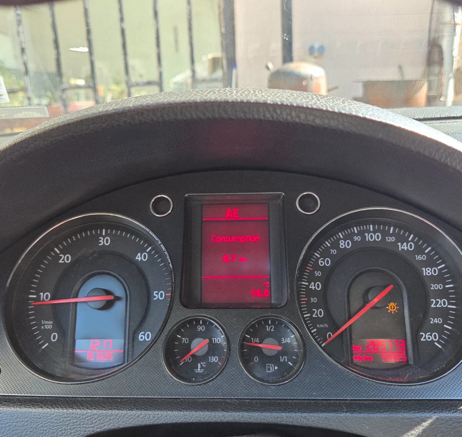 VW Passat 1.9 TDI - изображение 8