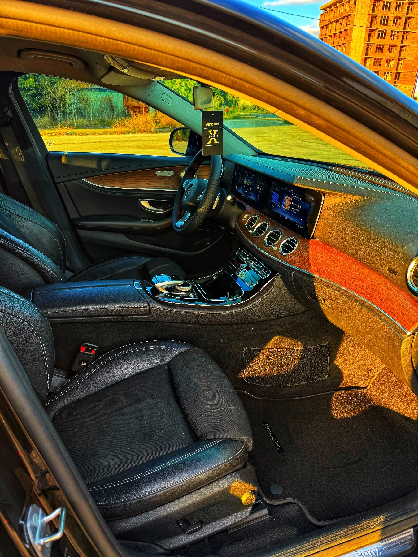 Mercedes-Benz E 220 * FULL AMG* 9G-TRONIC* EXCLUSIVE* DIGITAL*  | Mobile.bg � ����������� 13