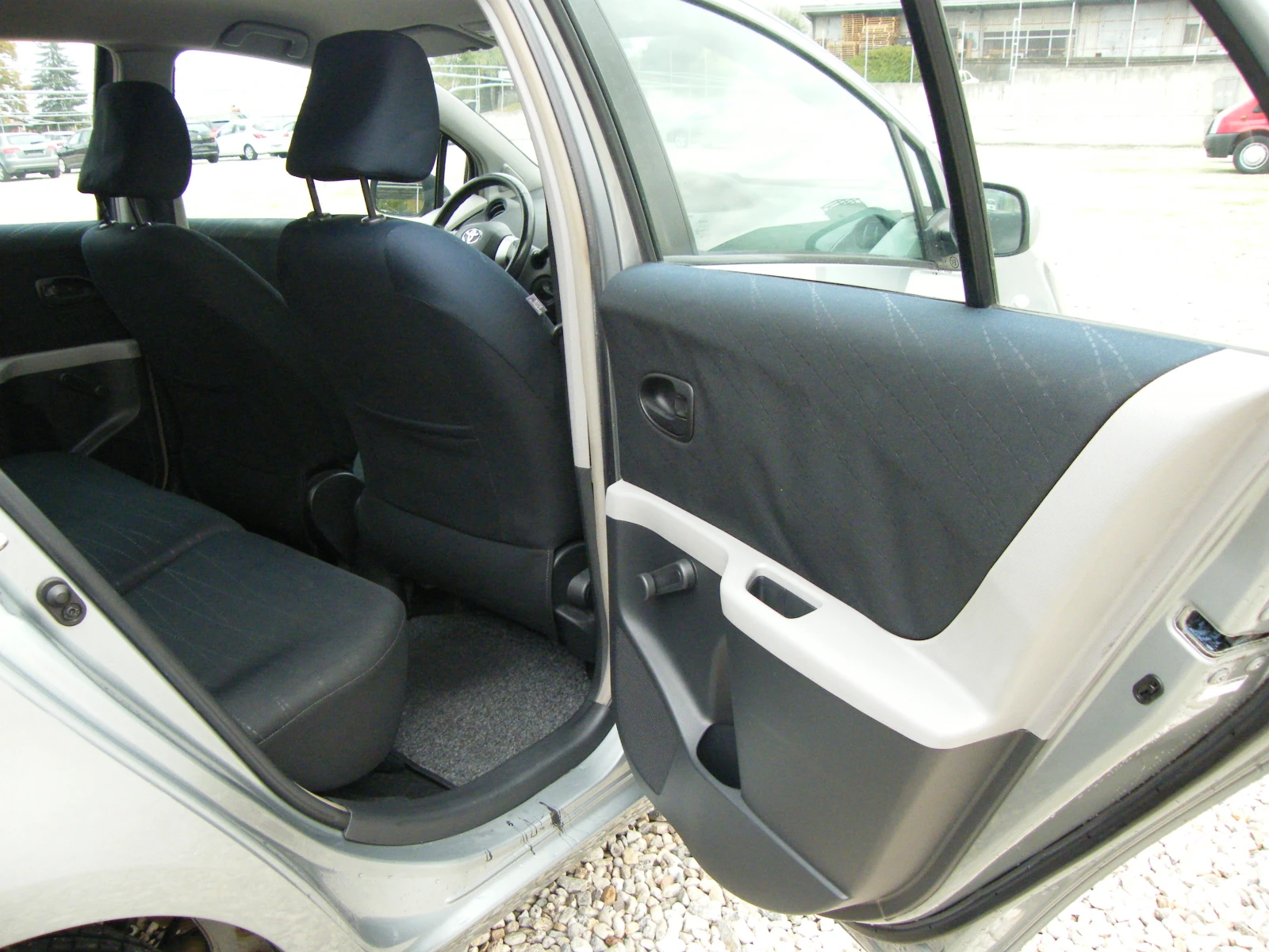 Toyota Yaris 1.4D-4D AVTOMATIK | Mobile.bg   13