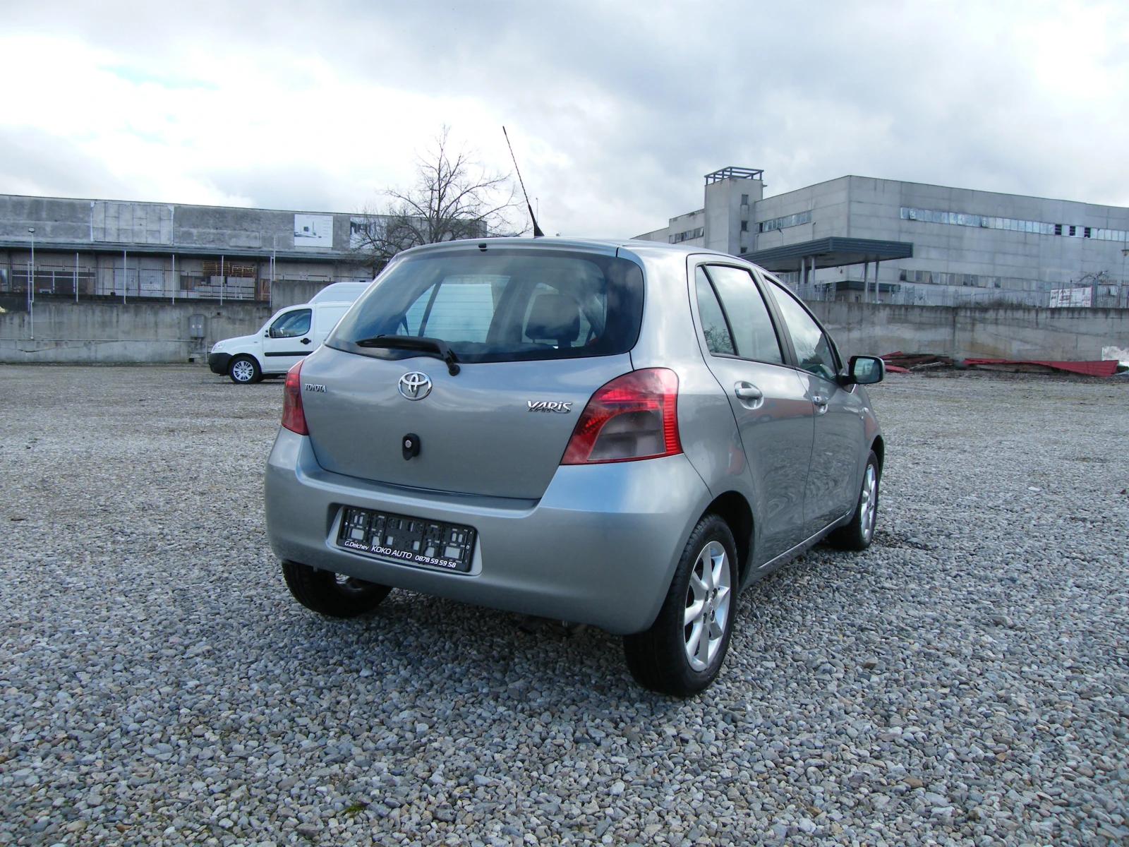 Toyota Yaris 1.4D-4D AVTOMATIK | Mobile.bg � ����������� 4