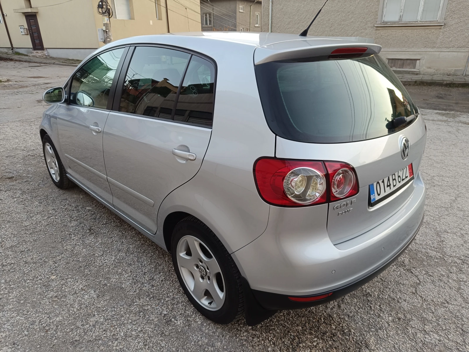 VW Golf Plus 1.6i 102к.с.  - изображение 6