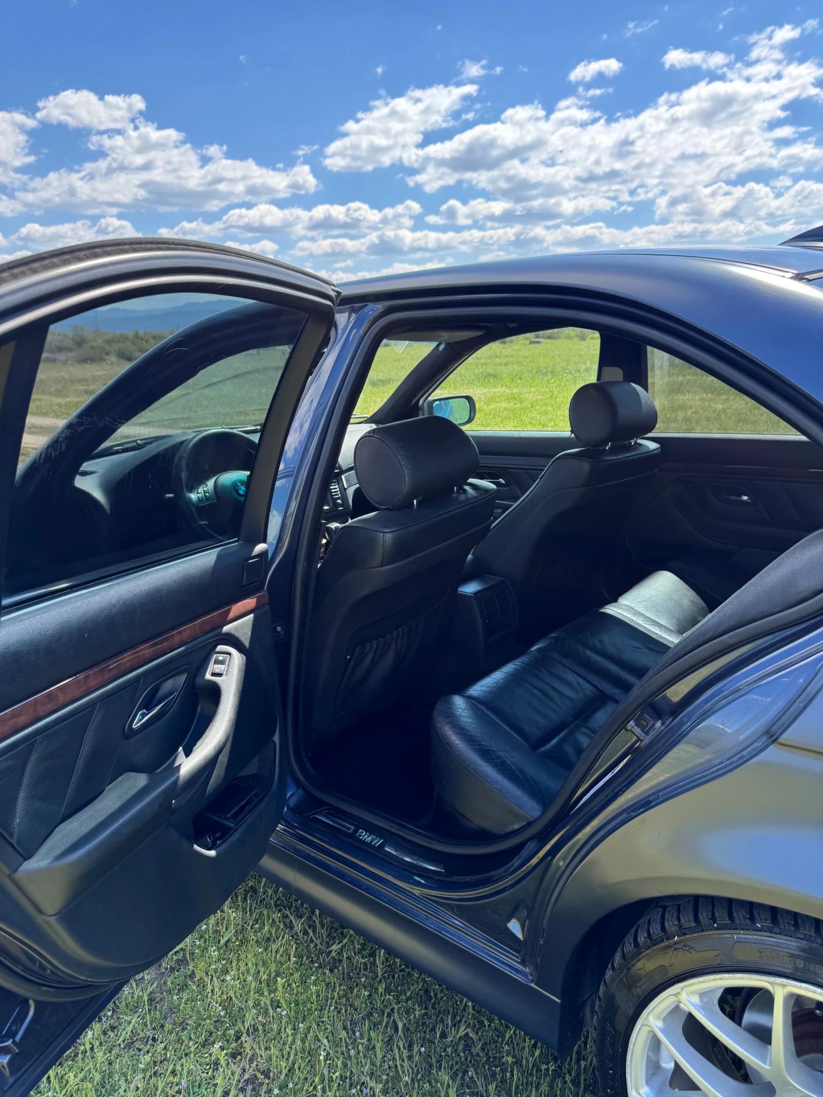 BMW 530, снимка 6 - Автомобили и джипове - 54528490