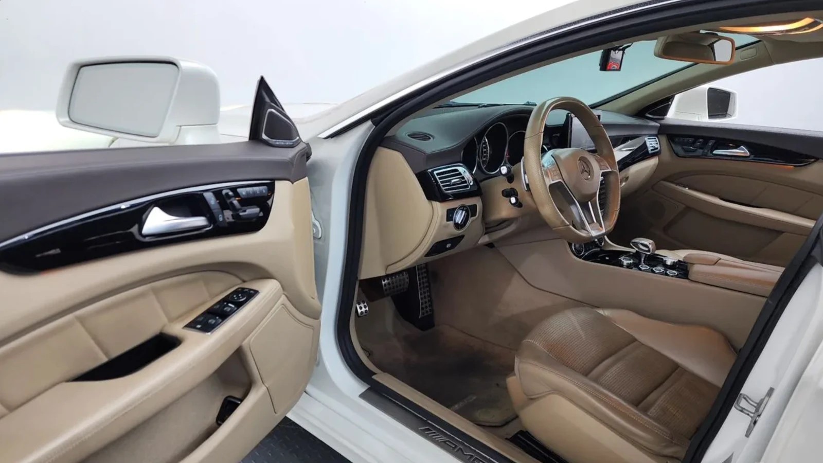 Mercedes-Benz CLS 63 AMG | ������� | ��������� | �������� | Mobile.bg � ����������� 6