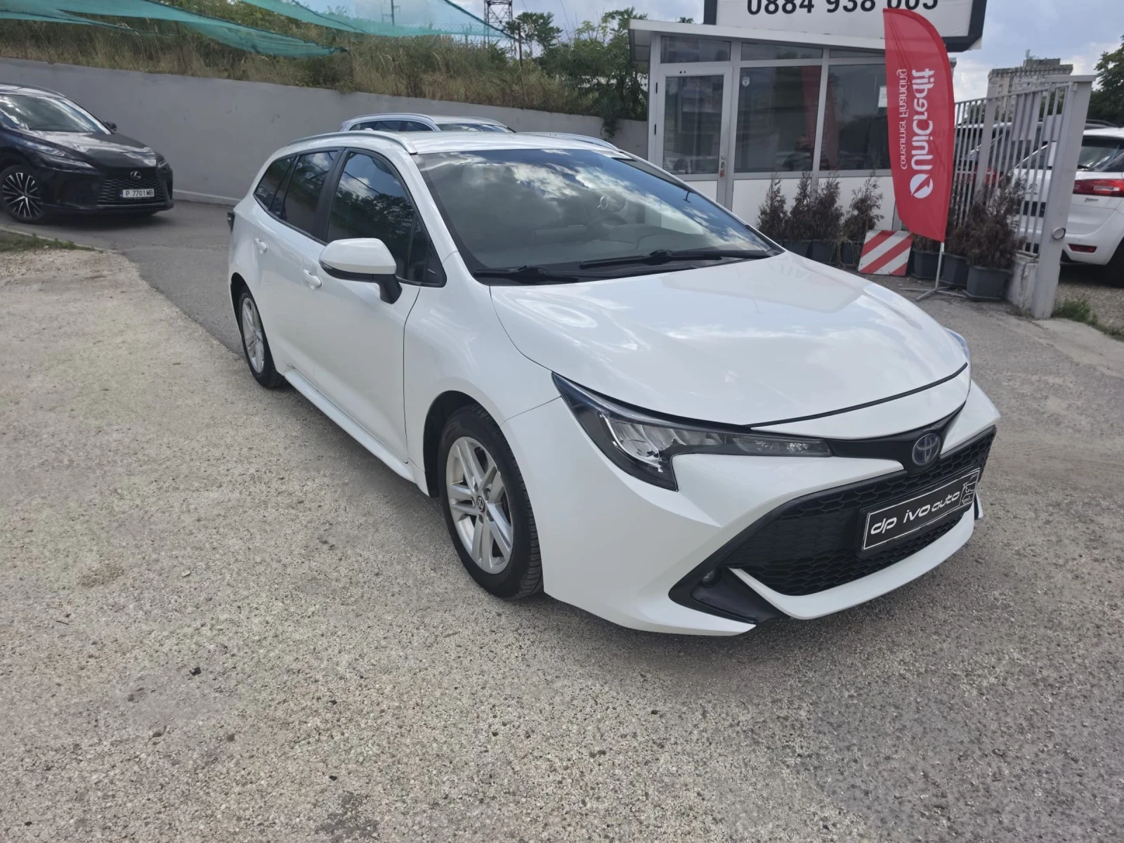 Toyota Corolla SW* HYBRID* ГАЗ* ОТЛИЧЕН, снимка 7 - Автомобили и джипове - 55200970
