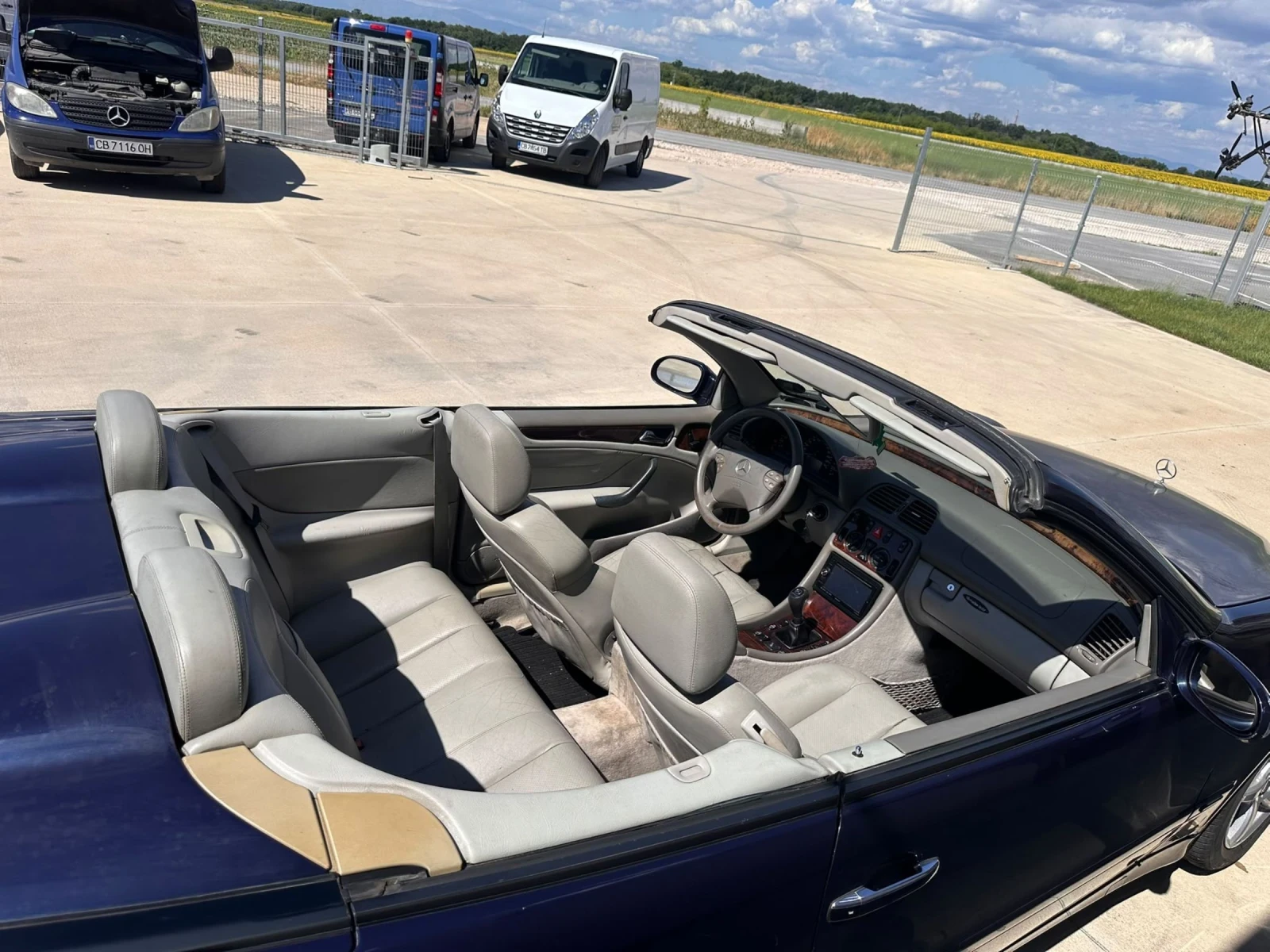 Mercedes-Benz CLK, снимка 11 - Автомобили и джипове - 55313999