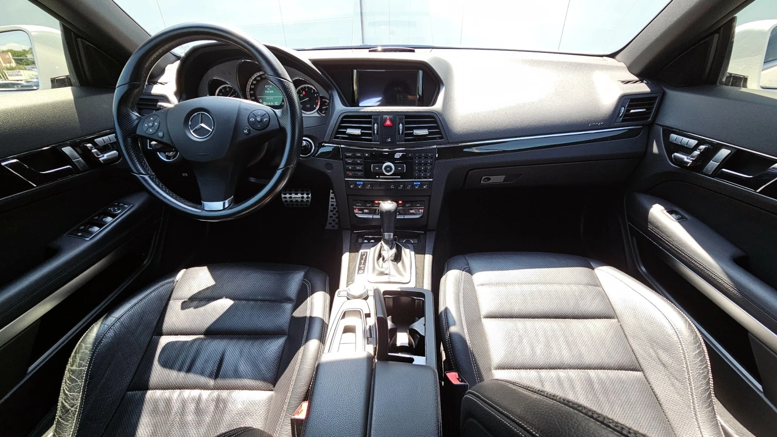 Mercedes-Benz E 350 Cabrio 3.5 V6 * ОБДУХ , снимка 7 - Автомобили и джипове - 55402494