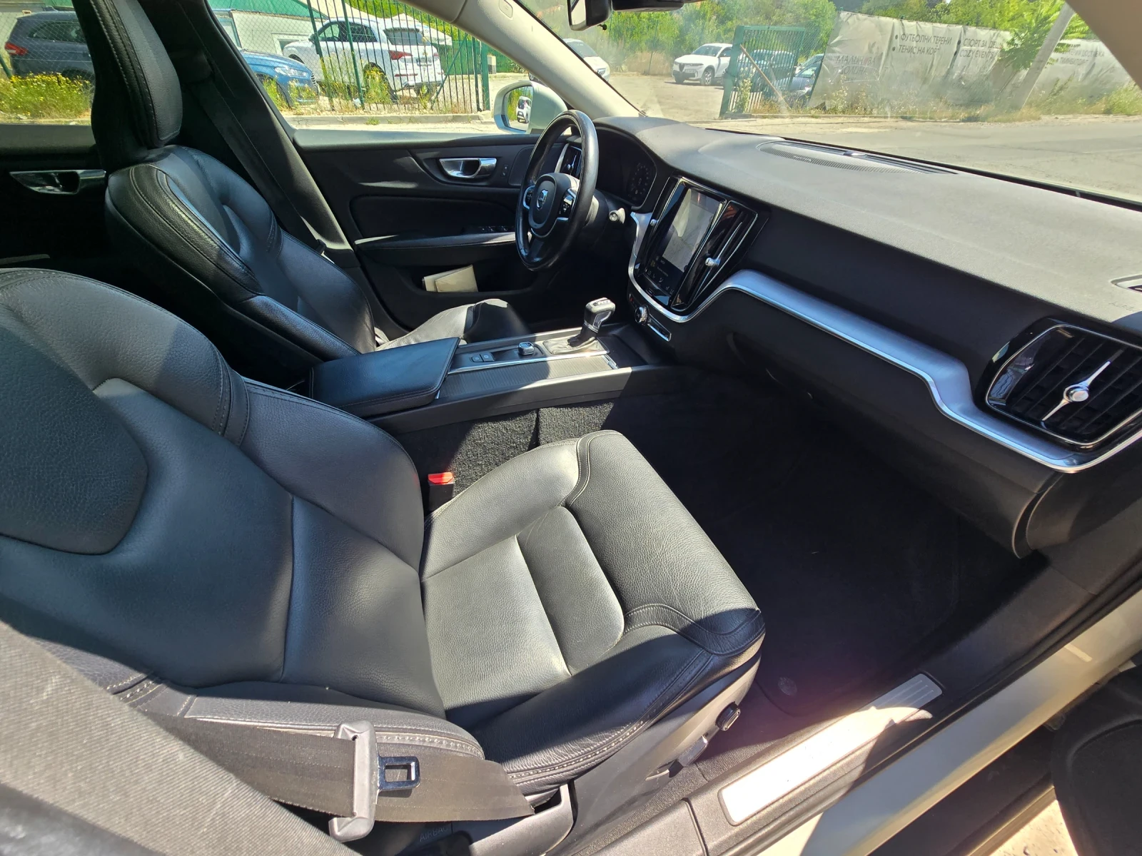 Volvo V60 Cross Country 2.0D/D4/PRO/AWD, снимка 12 - Автомобили и джипове - 55500608