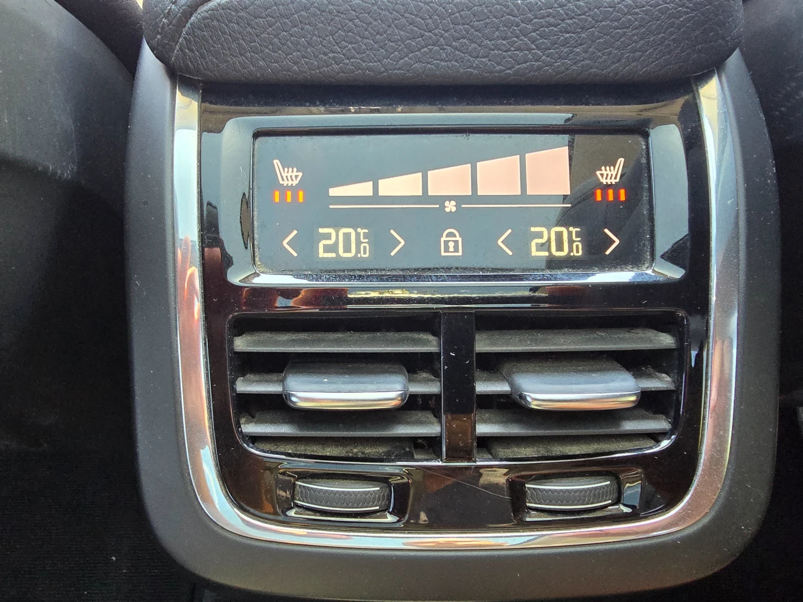 Volvo V60 Cross Country 2.0D/D4/PRO/AWD, снимка 13 - Автомобили и джипове - 55500608
