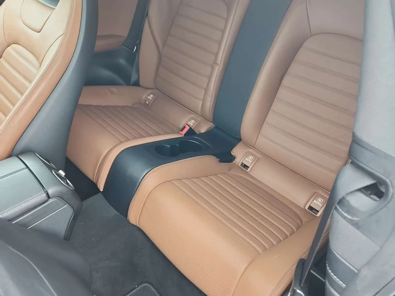 Mercedes-Benz C 43 AMG * CARFAX * 63 AMG KIT * FULL ЕКСТРИ * 2 КЛЮЧА, снимка 12 - Автомобили и джипове - 55735503