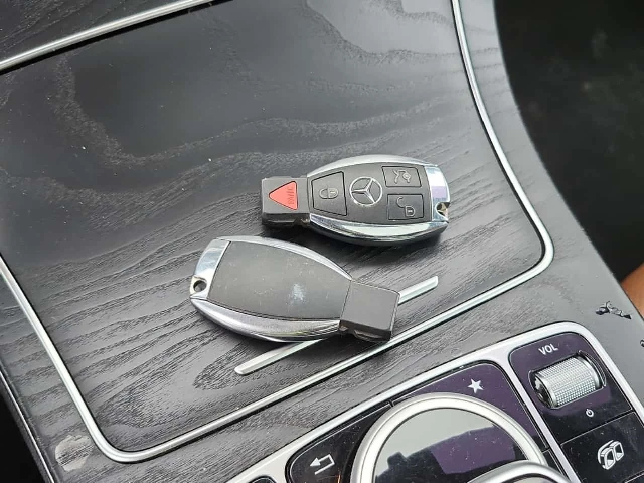Mercedes-Benz C 43 AMG * CARFAX * 63 AMG KIT * FULL ЕКСТРИ * 2 КЛЮЧА, снимка 9 - Автомобили и джипове - 55735503