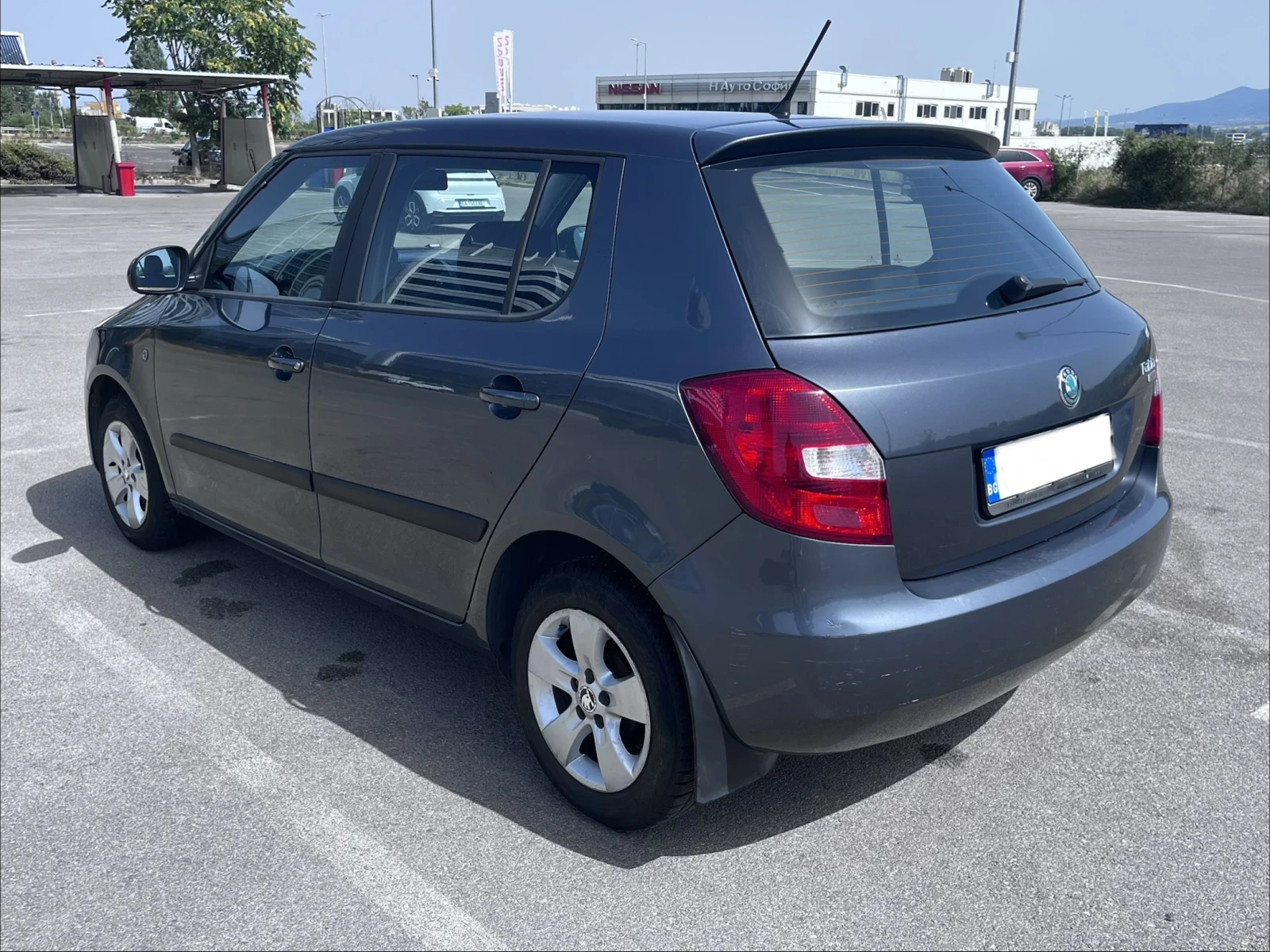 Skoda Fabia 1.2 HTP 70 FACELIFT , снимка 6 - Автомобили и джипове - 55904809
