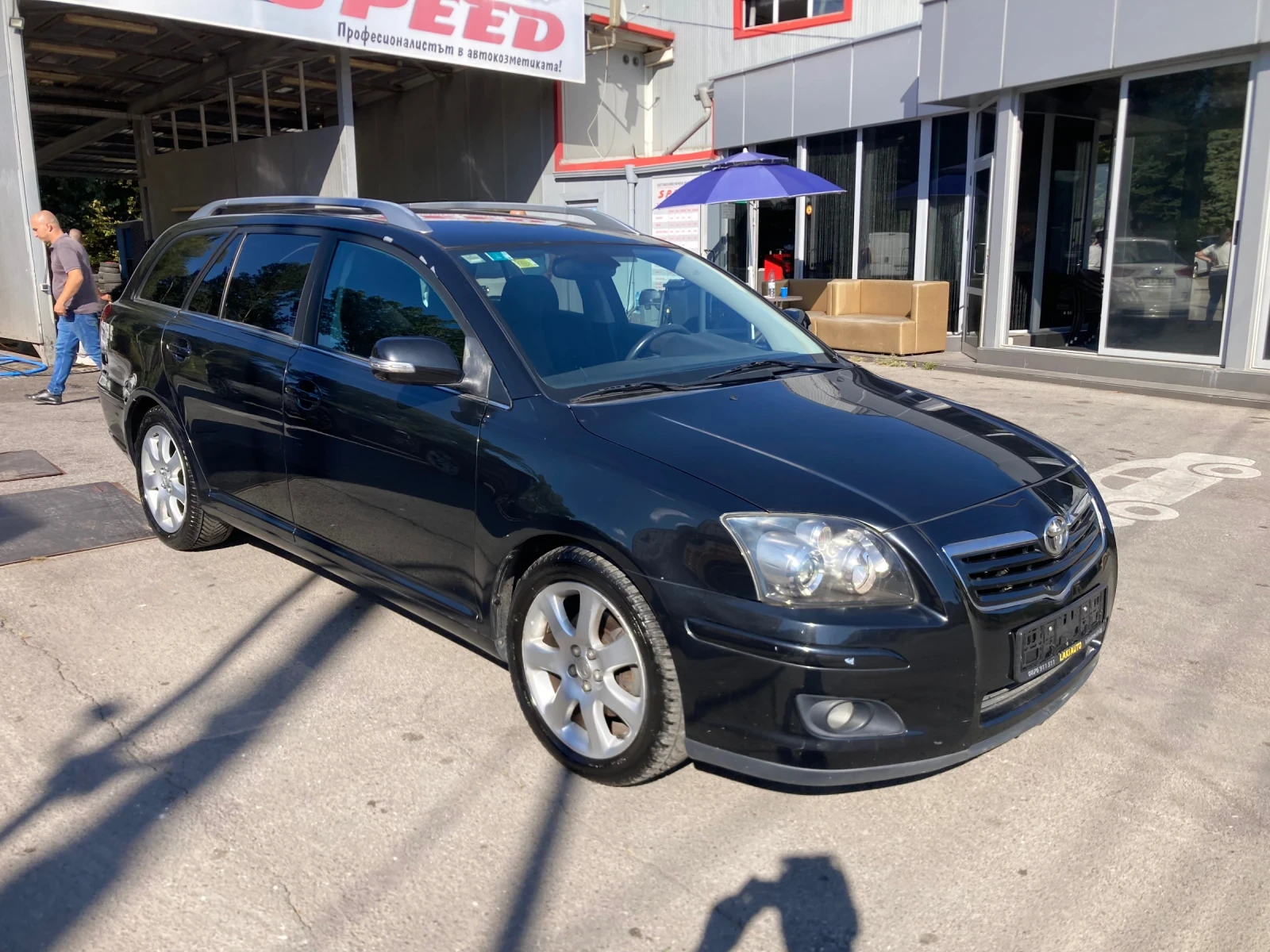 Toyota Avensis 2.0 D4D 126konq mnogo ekstri, снимка 3 - Автомобили и джипове - 56124590
