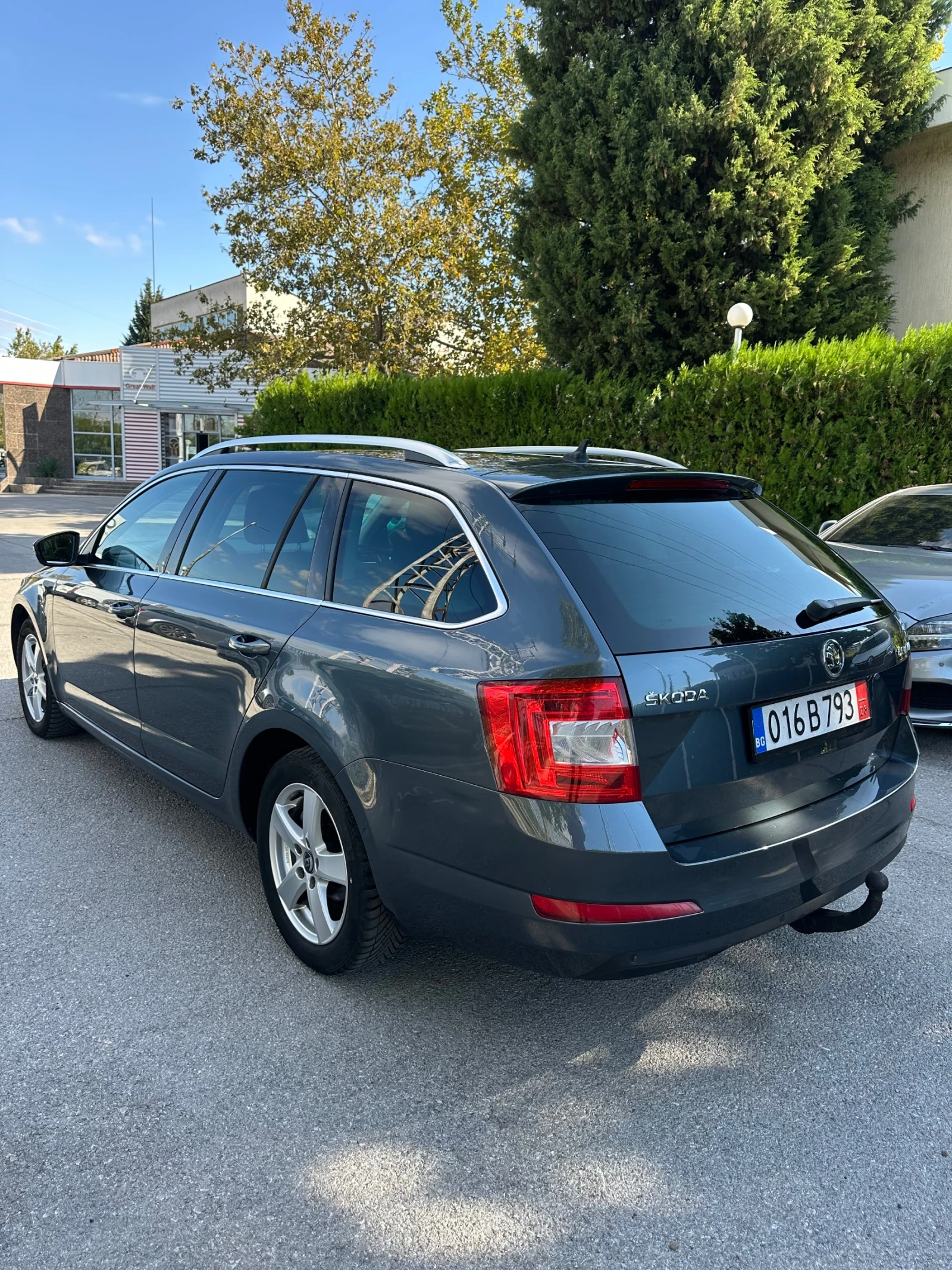 Skoda Octavia 1.6TDI* DSG* , снимка 4 - Автомобили и джипове - 56193935