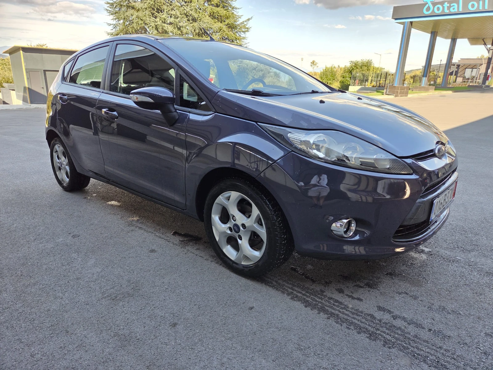 Ford Fiesta 1.4 GPL, снимка 3 - Автомобили и джипове - 56215194