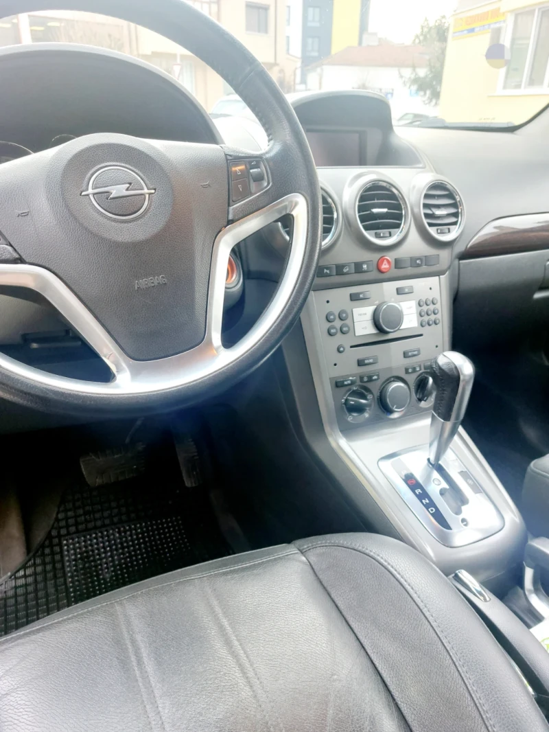 Opel Antara, снимка 5 - Автомобили и джипове - 48730151