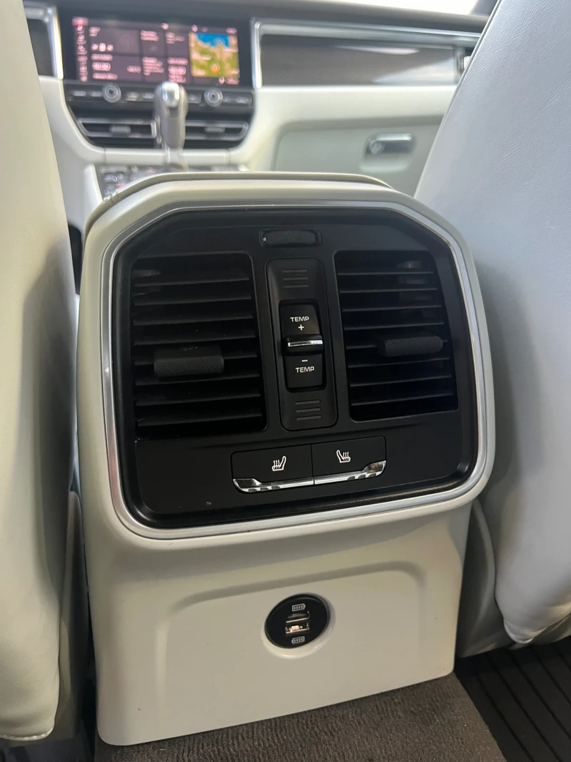 Porsche Macan S   2019   Full   BOSE   Panorama   , снимка 16 - Автомобили и джипове - 52356592