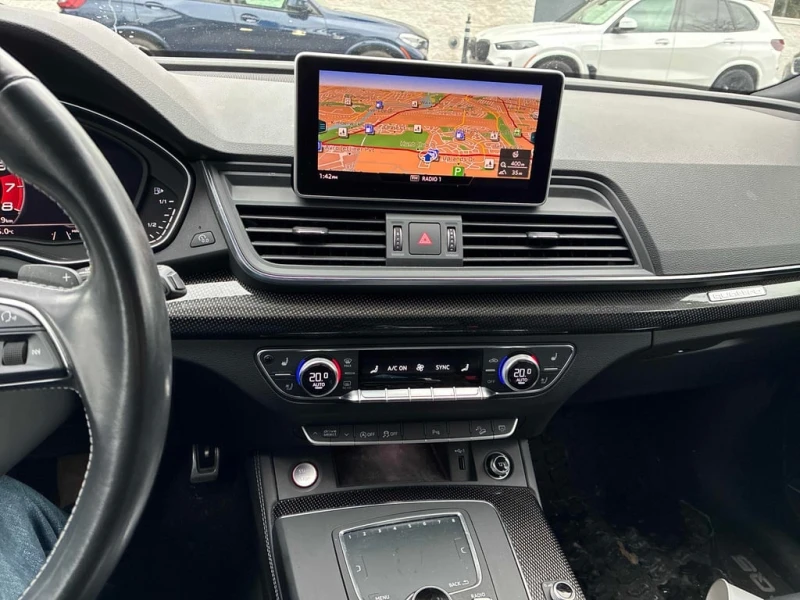 Audi SQ5 * Technik * CARFAX * БЕЗ ПЪРВОНАЧАЛНА ВНОСКА, снимка 9 - Автомобили и джипове - 52861273