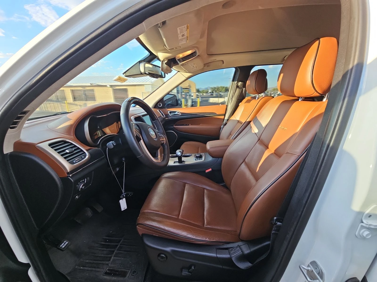 Jeep Grand cherokee SUMMIT* 8ZF* ОБДУХ* ПАНО* ДИГИТАЛ* DISTRONIK - изображение 9