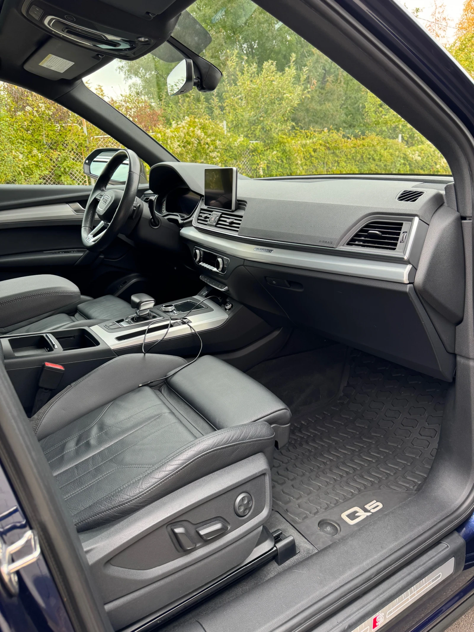Audi Q5 2.0TFSI S-line Matrix/Digital/Key-less/Panorama - изображение 9
