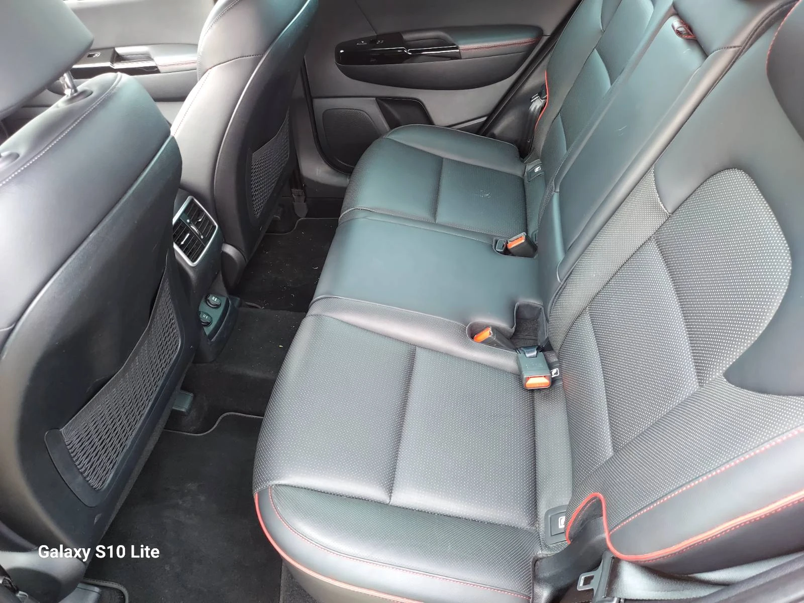 Kia Sportage GT Line AWD - mild hybrid | Mobile.bg   12