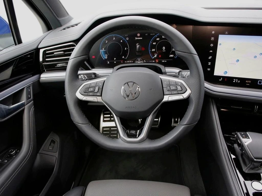 VW Touareg 3.0TDI* R-LINE* PANO* DISTR* HEAD-UP* LED*  - изображение 5