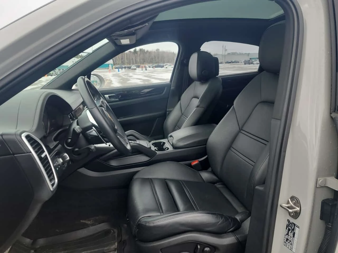 Porsche Cayenne S| HUD| 360| ОБДУХВАНЕ| CARFAX 20к км!, снимка 8 - Автомобили и джипове - 53972500