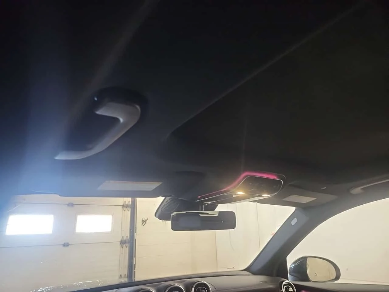 Mercedes-Benz GLC * ДИСТРОНИК* 360 КАМЕРА* ПОДГРЕВ* ПАНОРАМА* , снимка 14 - Автомобили и джипове - 54034244