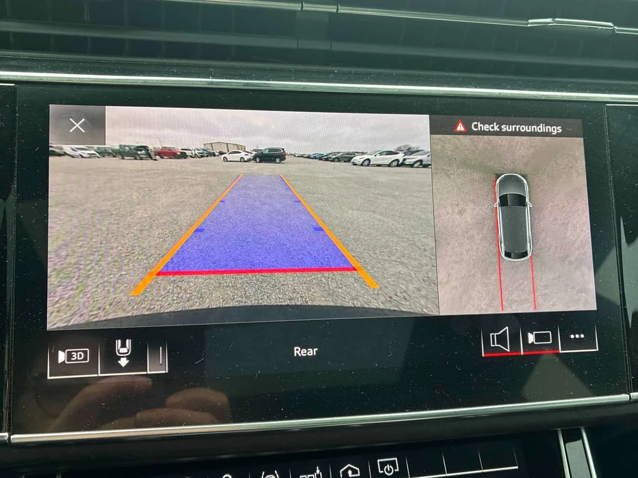 Audi Q8 Progressiv  CARFAX, снимка 10 - Автомобили и джипове - 54097411