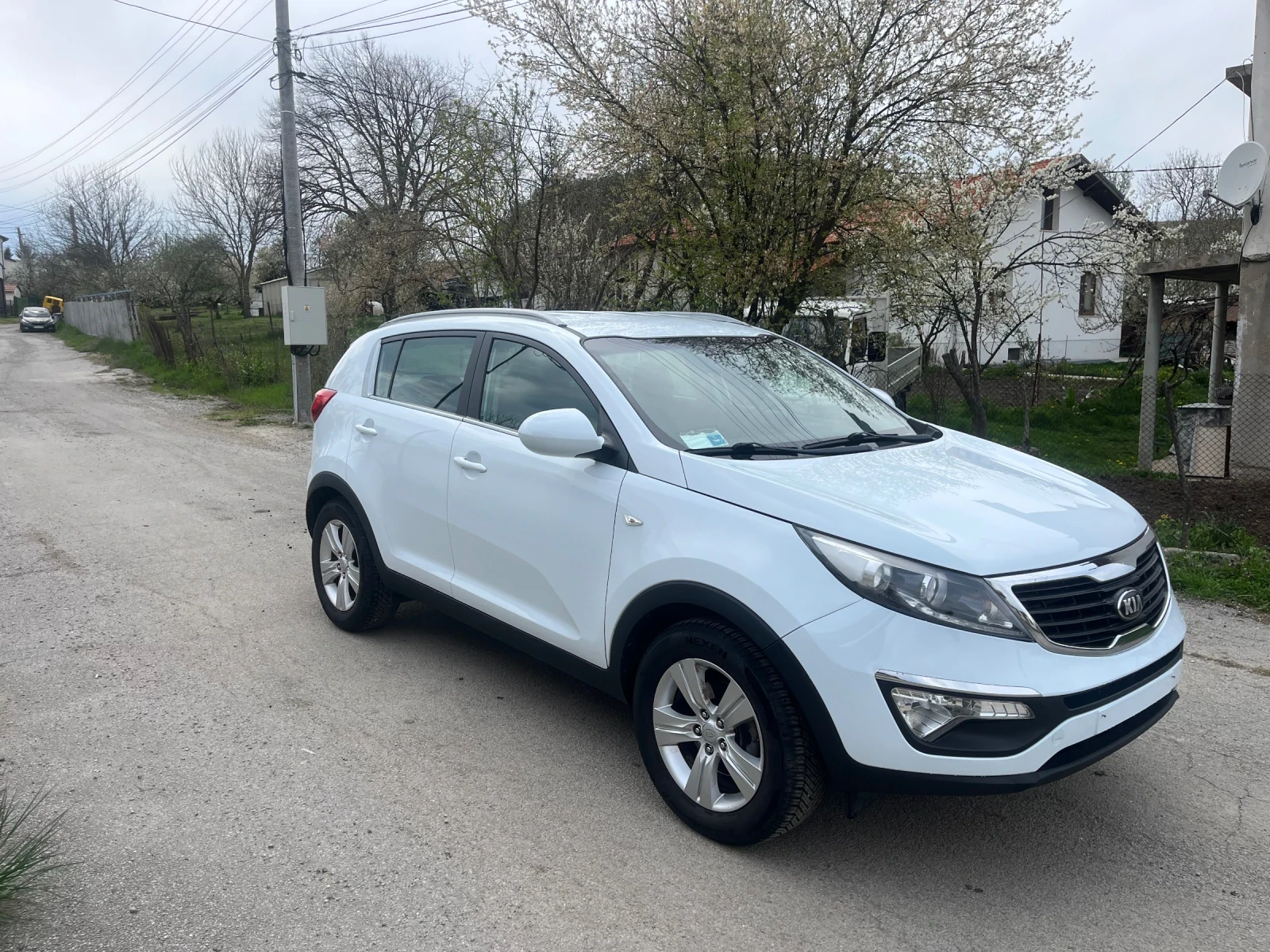 Kia Sportage, снимка 3 - Автомобили и джипове - 54255942