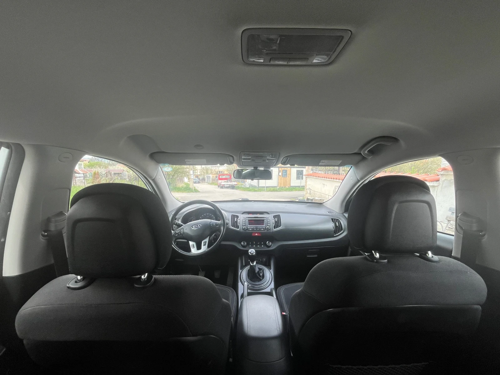 Kia Sportage, снимка 9 - Автомобили и джипове - 54255942