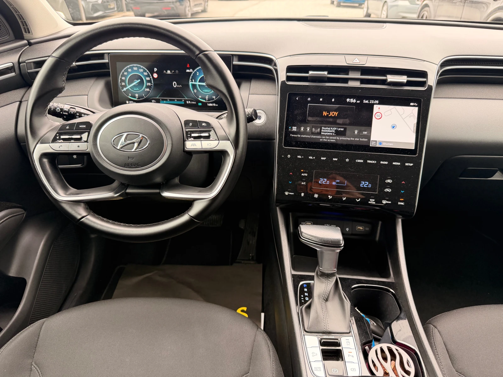 Hyundai Tucson IX35, снимка 11 - Автомобили и джипове - 54649670