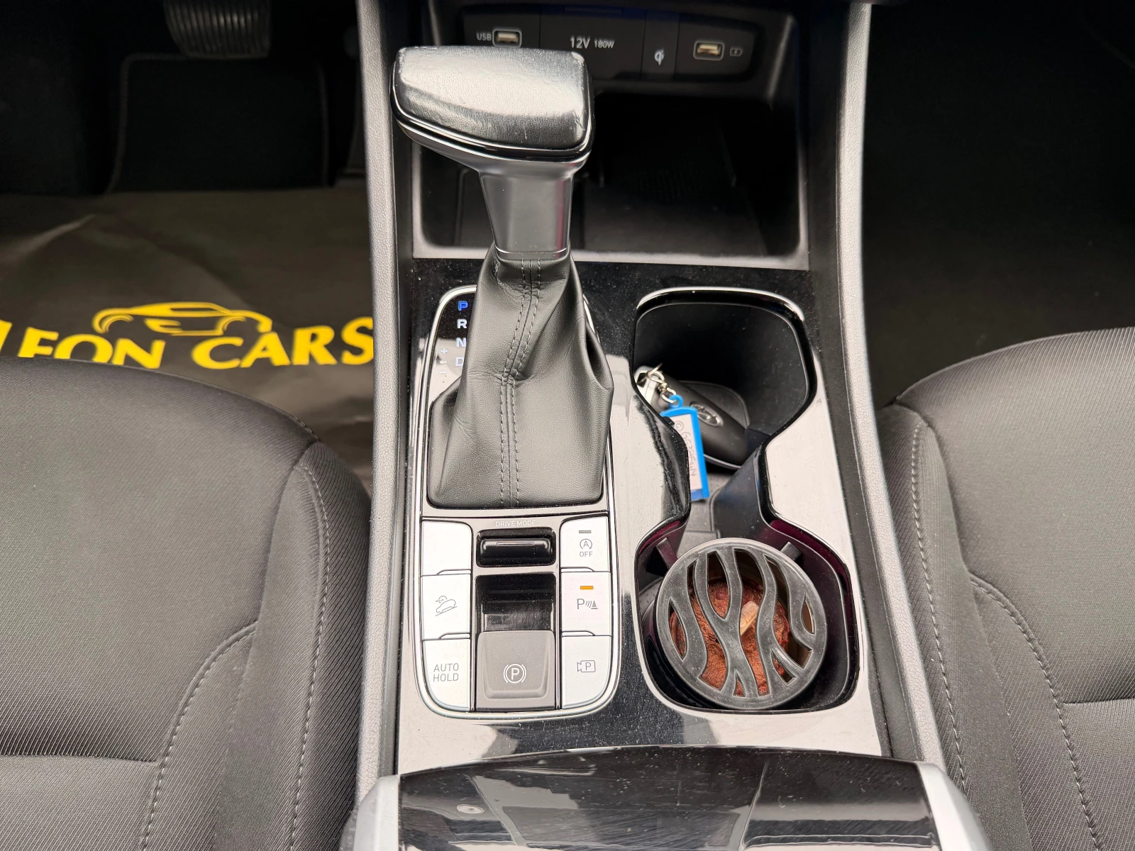 Hyundai Tucson IX35, снимка 14 - Автомобили и джипове - 54649670