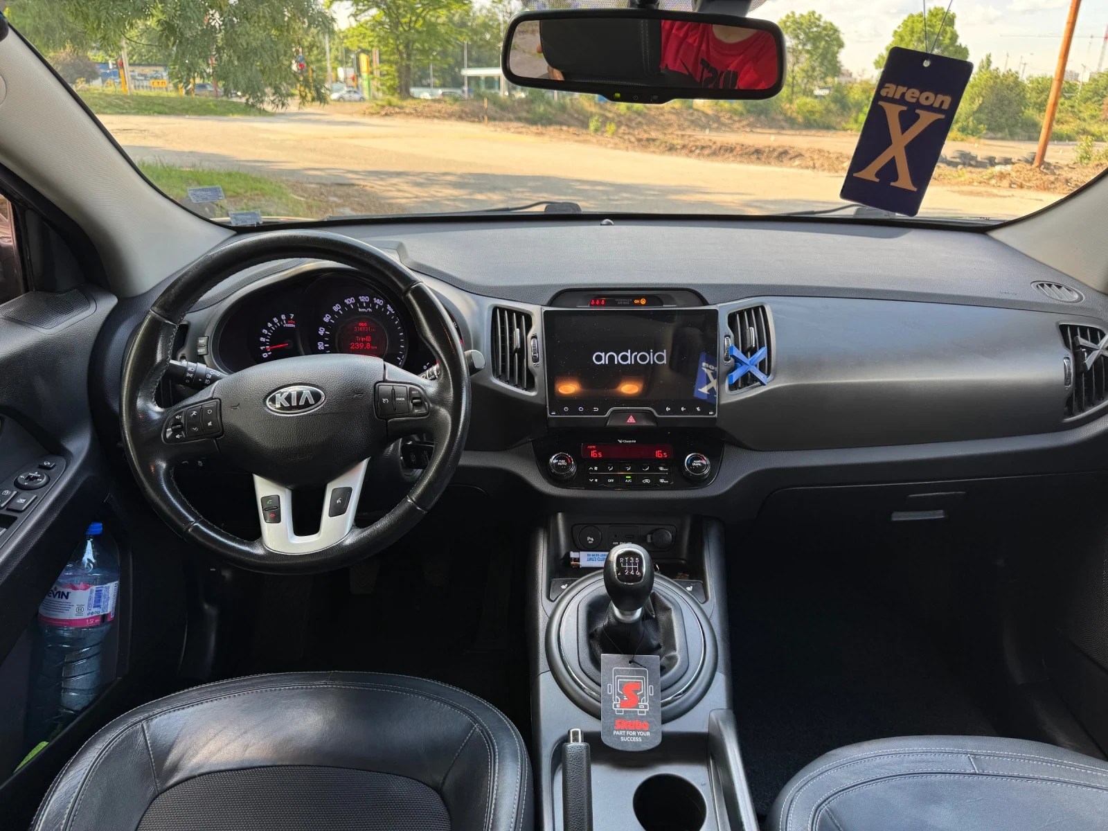 Kia Sportage, снимка 13 - Автомобили и джипове - 55094530