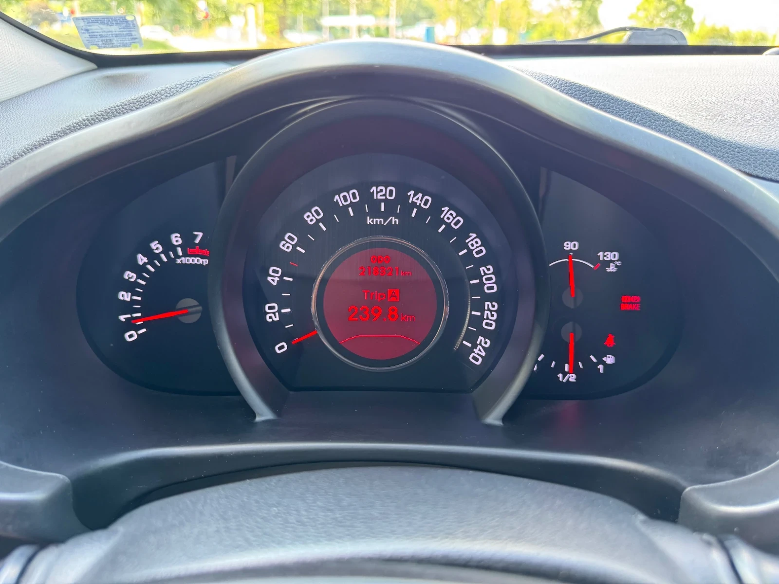 Kia Sportage, снимка 16 - Автомобили и джипове - 55094530
