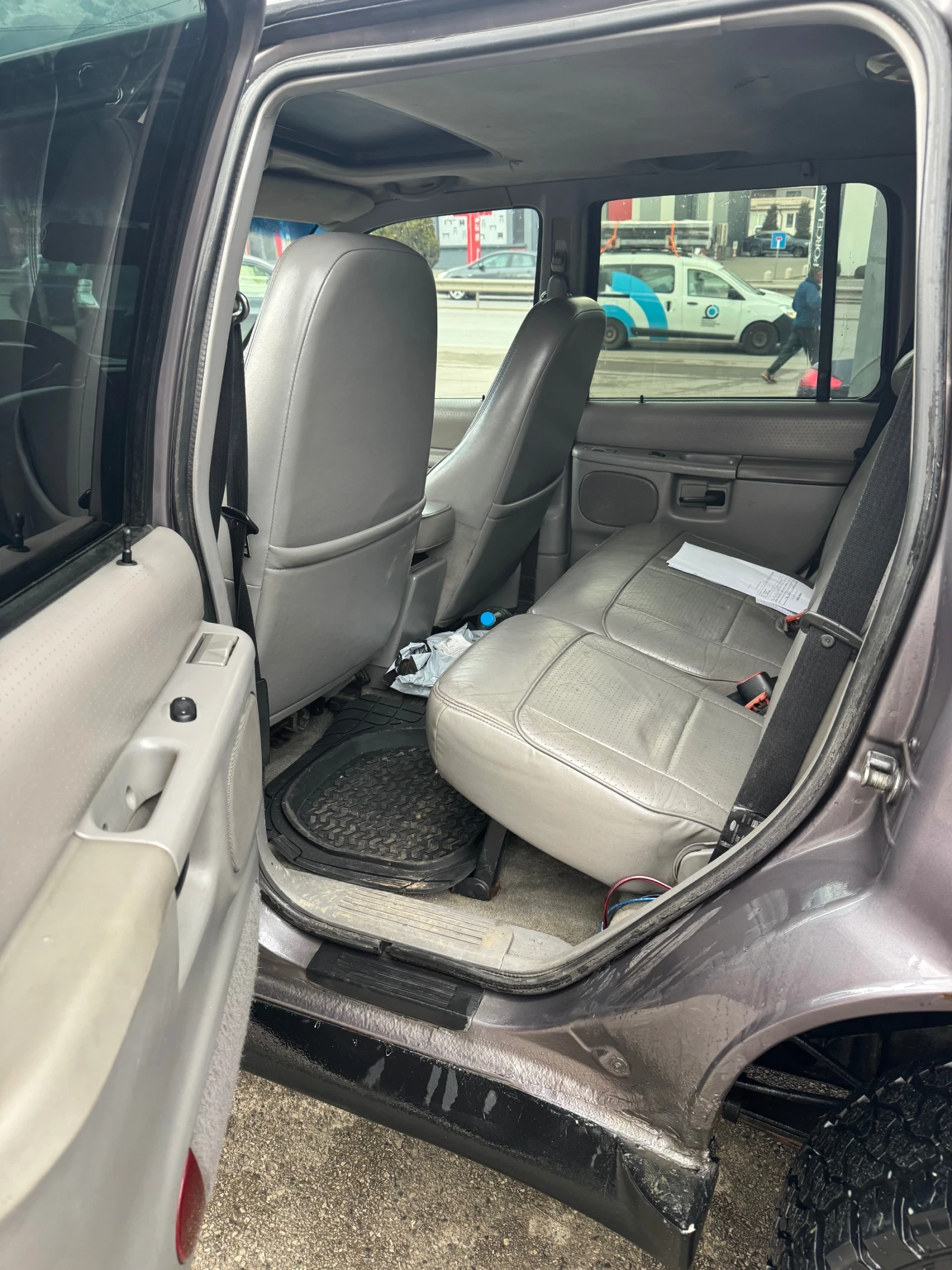 Ford Explorer 4.0 V6  , снимка 6 - Автомобили и джипове - 55828449