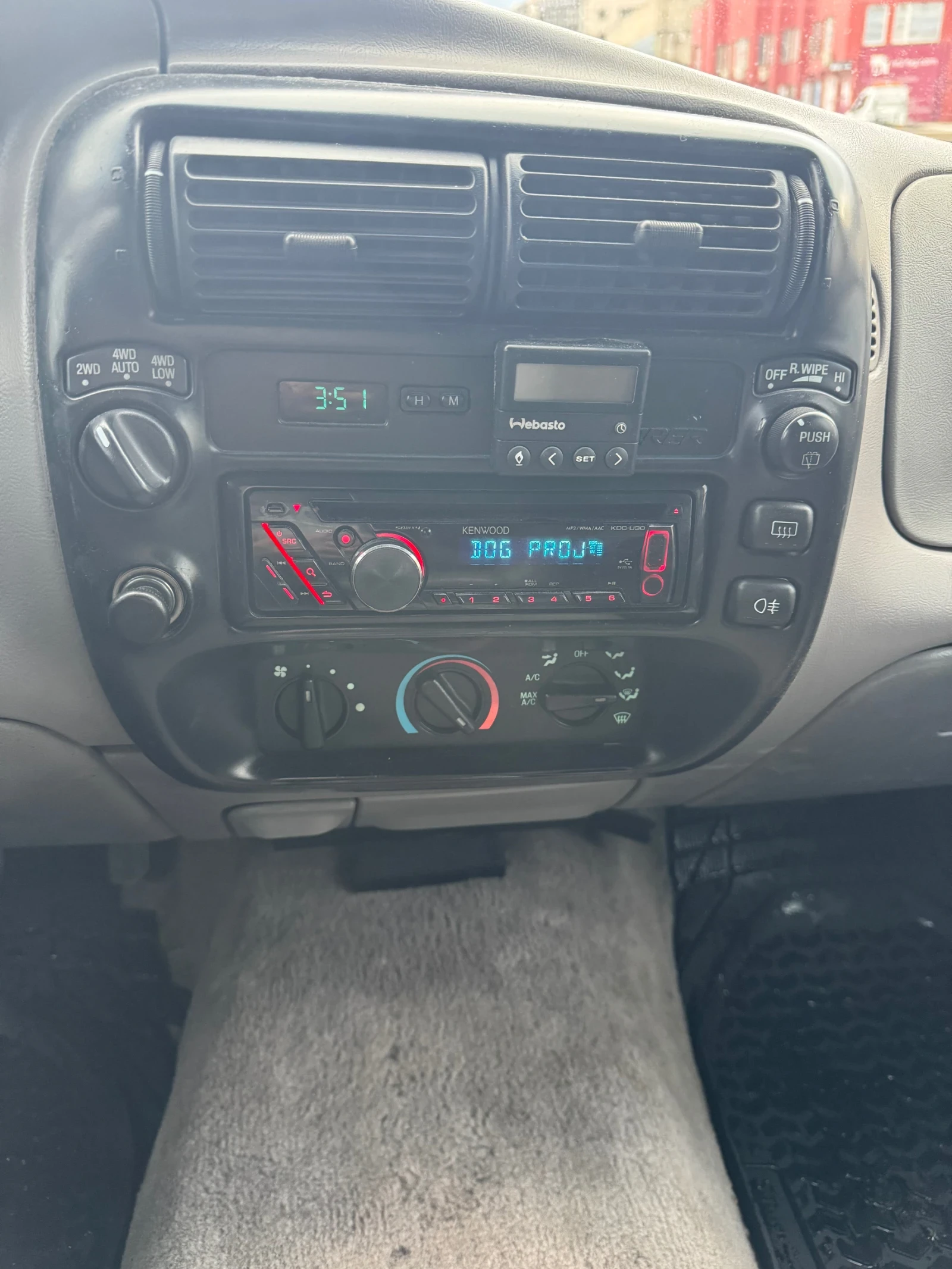 Ford Explorer 4.0 V6  , снимка 11 - Автомобили и джипове - 55828449
