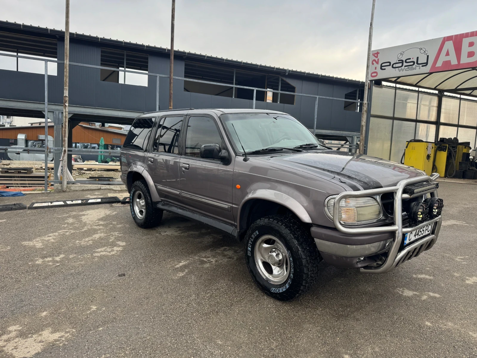 Ford Explorer 4.0 V6  , снимка 3 - Автомобили и джипове - 55828449