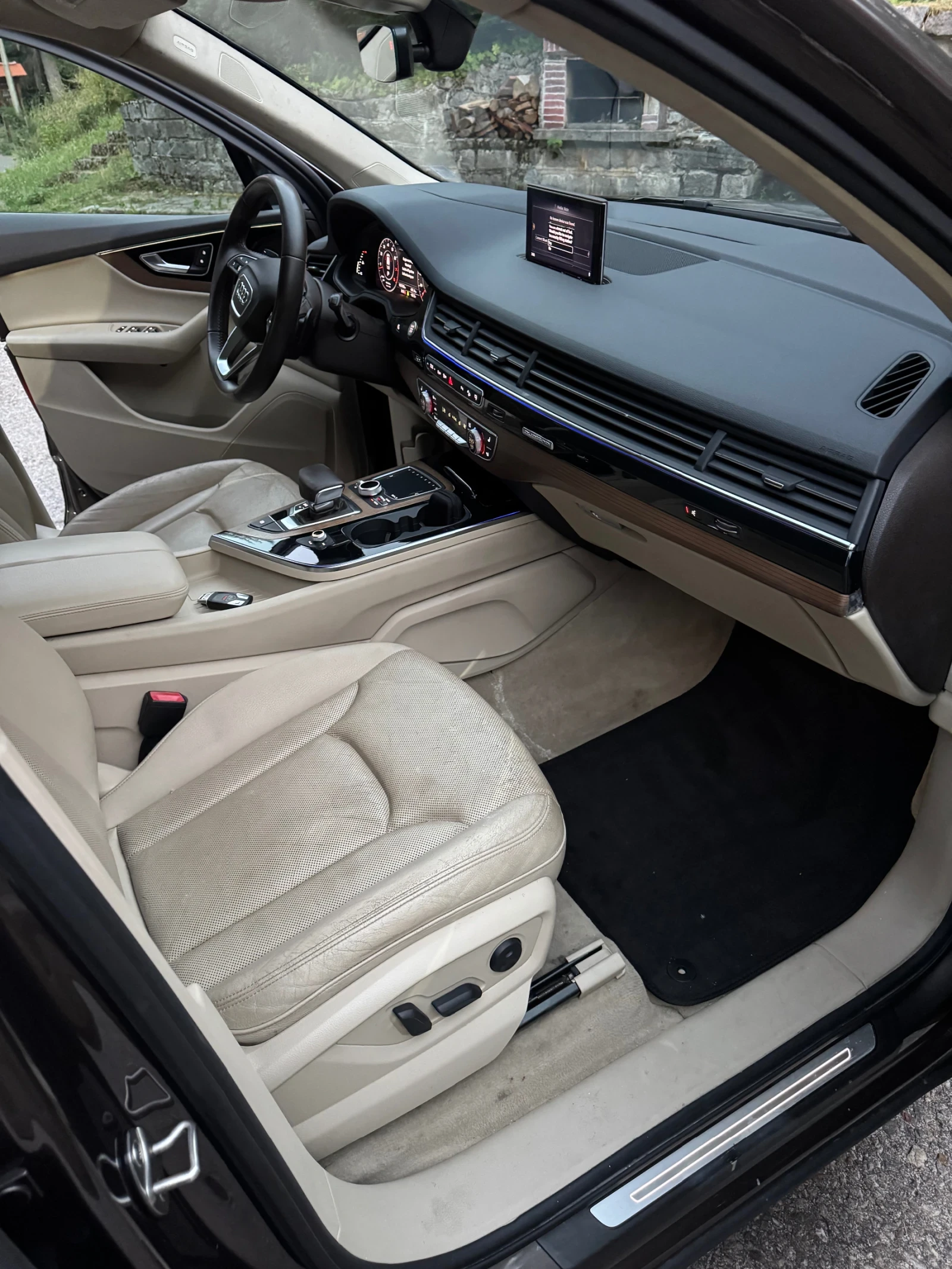 Audi Q7 3.0T разлепено предно стъкло, проблем с навигация, снимка 8 - Автомобили и джипове - 56166162