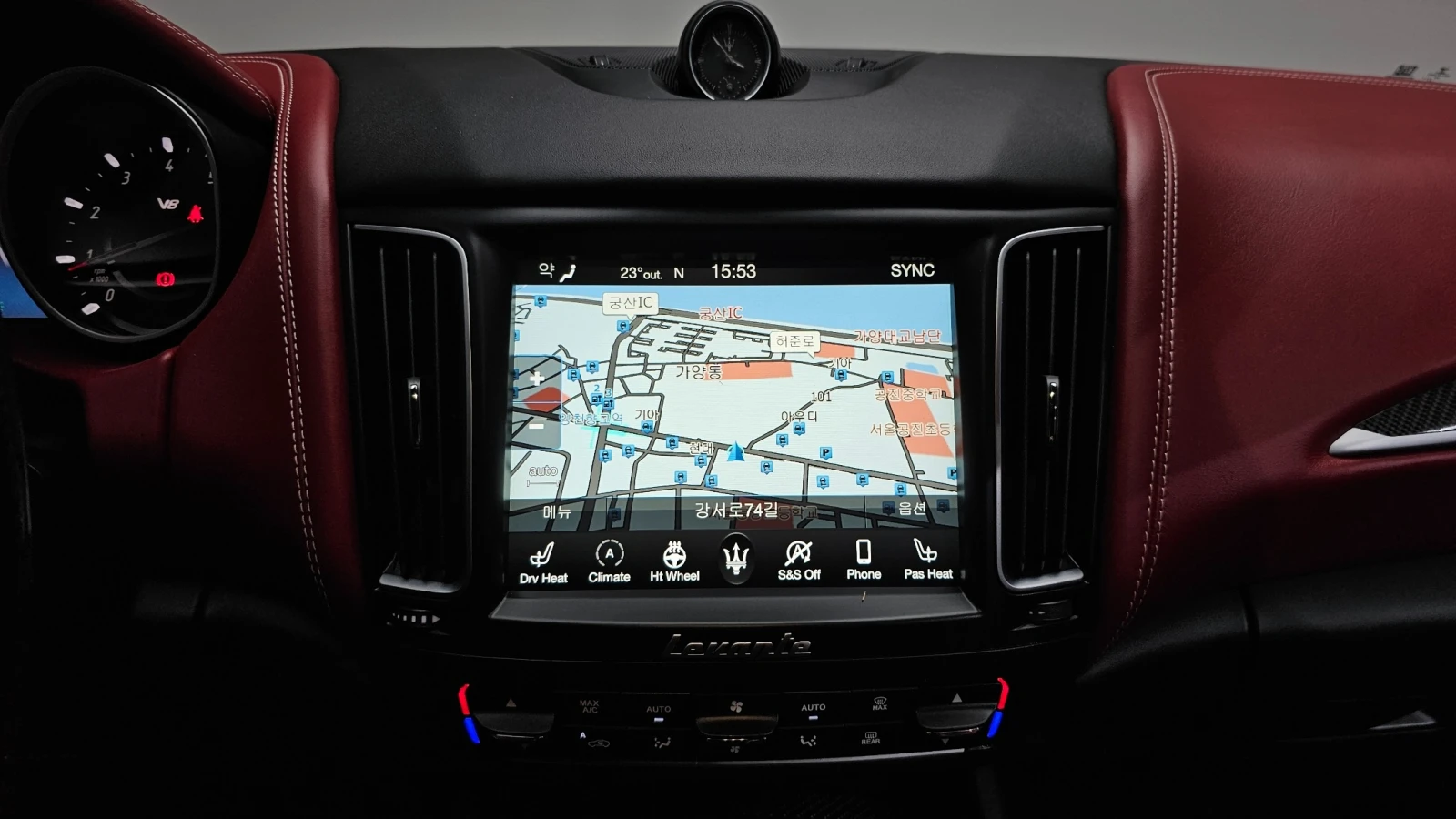Maserati Levante 2019 3.8 GTS Super Trofeo Spec* 4x4* V8 , снимка 8 - Автомобили и джипове - 56289030