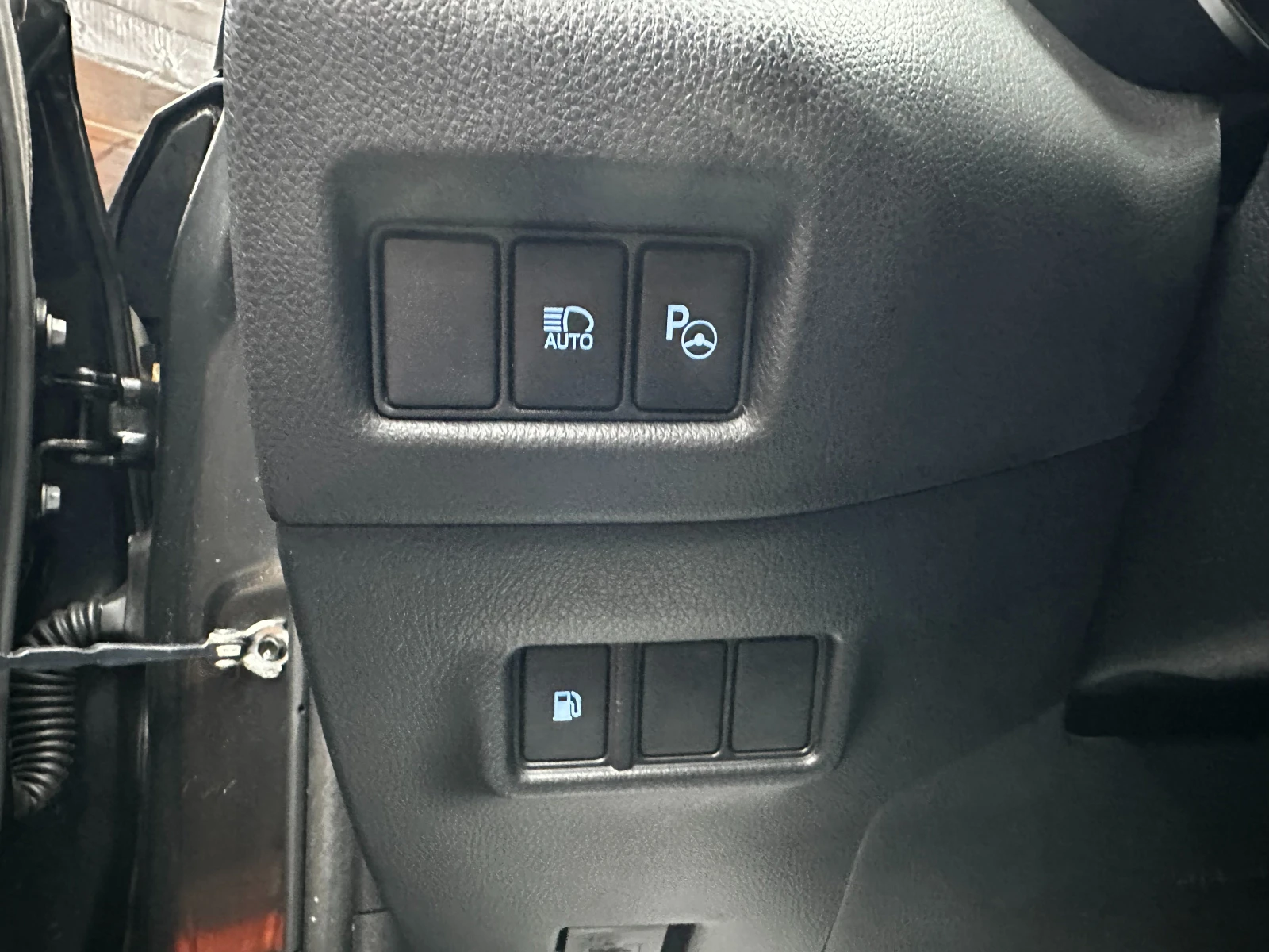 Toyota C-HR 1.8 Hybrid Distinctive/������� | Mobile.bg � ����������� 10
