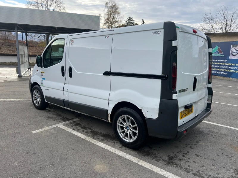 Renault Trafic, снимка 4 - Бусове и автобуси - 52688617