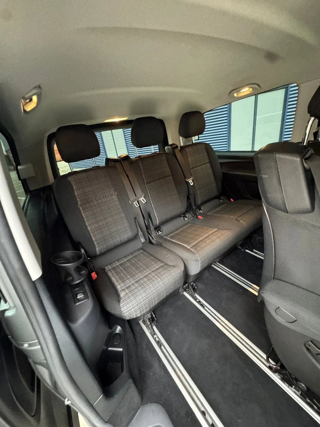 Mercedes-Benz Vito EVito 111 Tourer 2019 9 хора - изображение 7