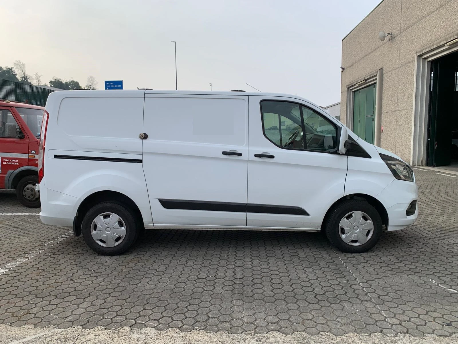 Ford Transit Custom 2.0TDCI - изображение 2