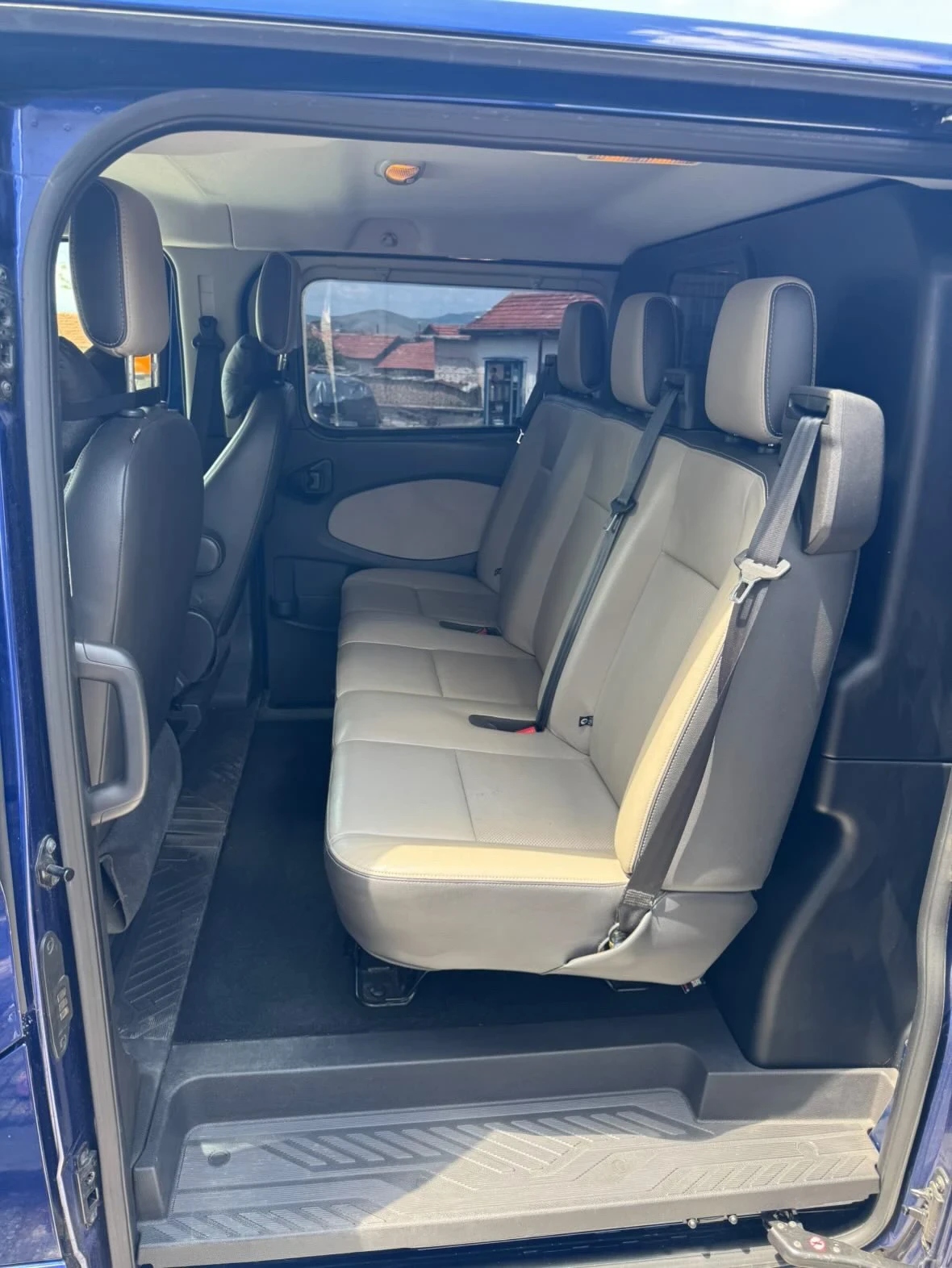 Ford Transit Custom, снимка 10 - Бусове и автобуси - 54959960