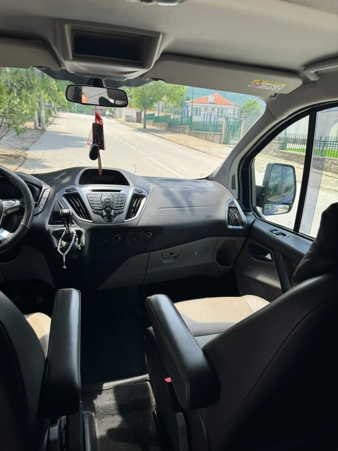 Ford Transit Custom, снимка 12 - Бусове и автобуси - 54959960